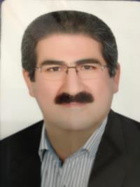 دکتر کریم مولا هویزه در درمانگاه تخصصی کمیل